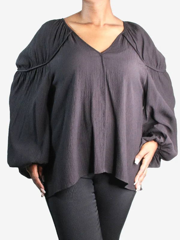 Black V-neckline long-sleeved top - size UK 18